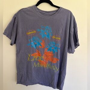 Vintage “Live Mindfully” Tshirt Sz L